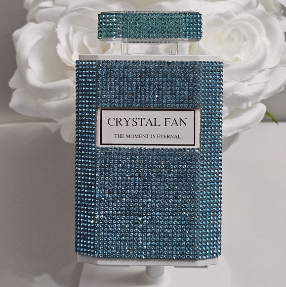 Handheld Rhinestone Fan - Picture 3 of 5